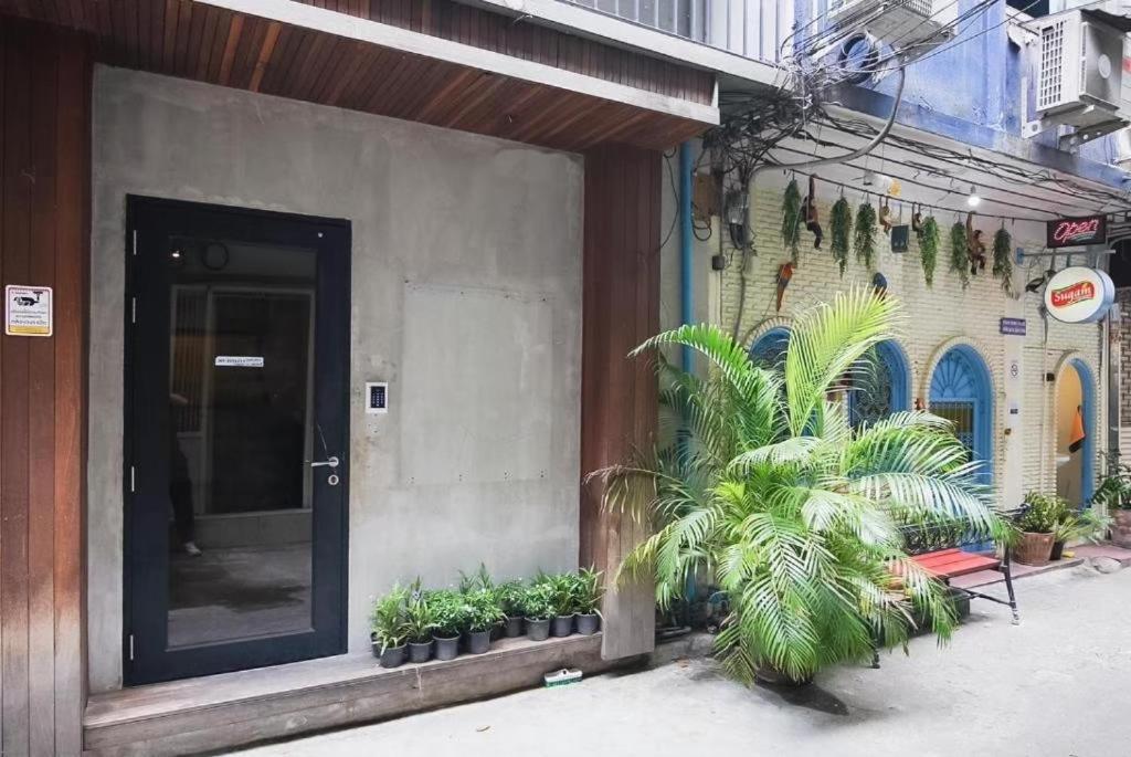 Z Go Inn Bts St Louis Silom V โกอินน์ บีทีเอส เซนต์หลุยส์ สีลม 3 Bangkok Exterior foto