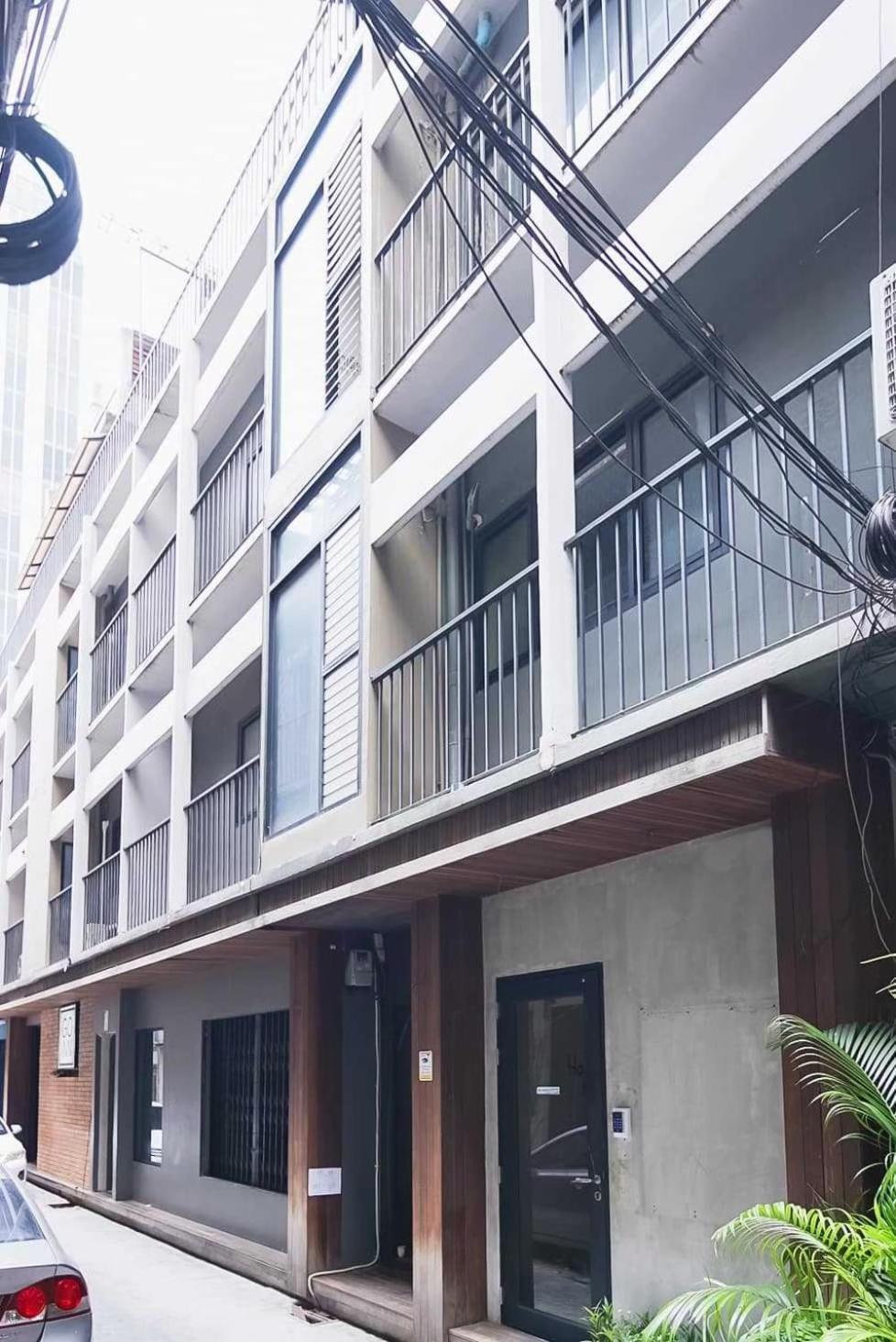 Z Go Inn Bts St Louis Silom V โกอินน์ บีทีเอส เซนต์หลุยส์ สีลม 3 Bangkok Exterior foto